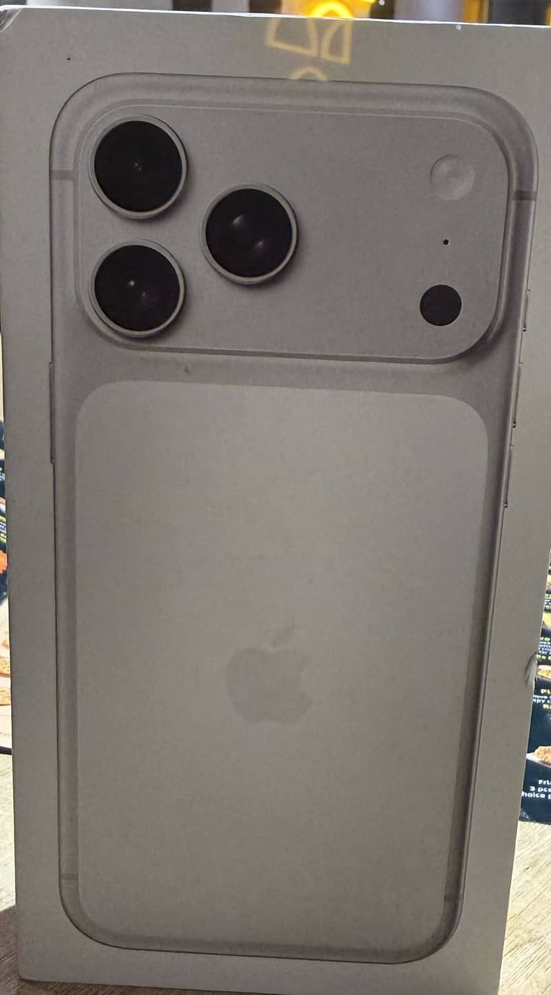Apple iPhone 17 Pro Max 1