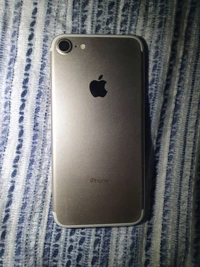 Apple iPhone 7