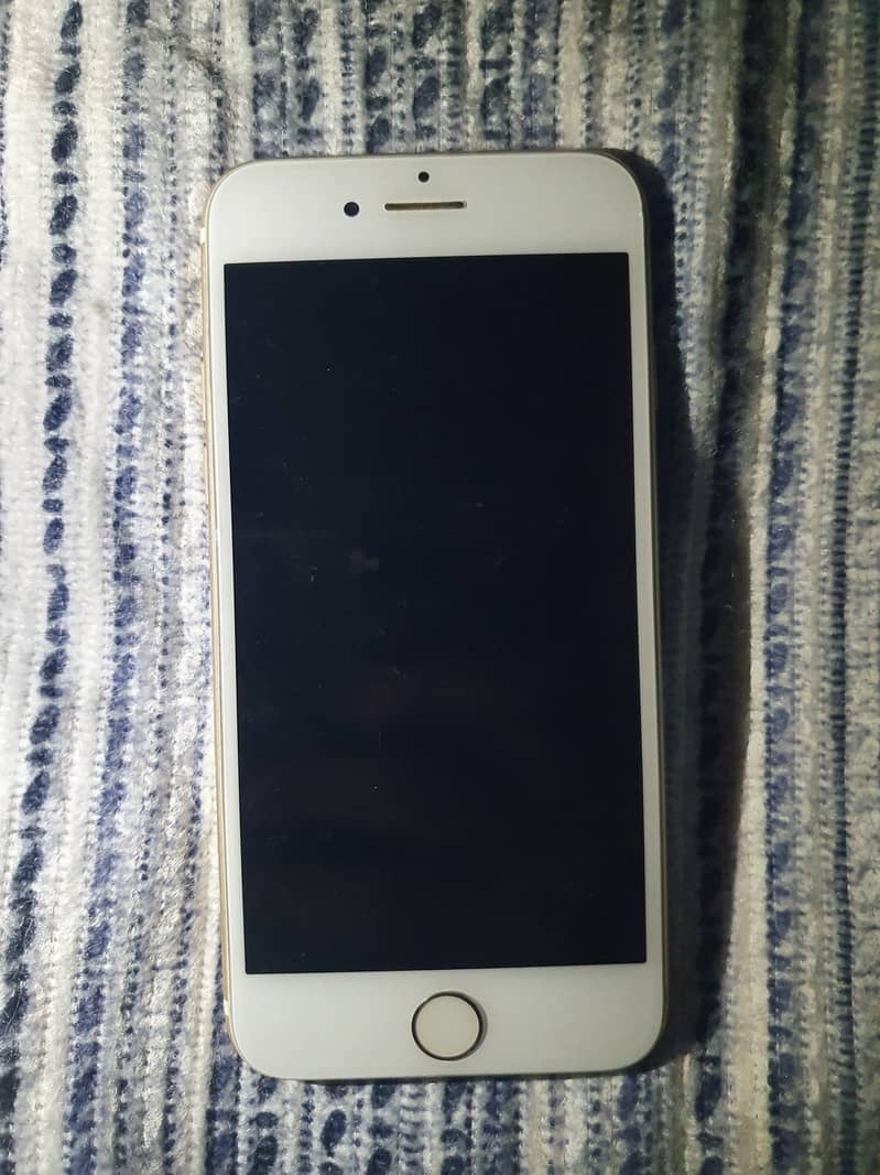 Apple iPhone 7 2