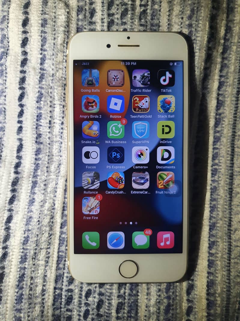 Apple iPhone 7 6