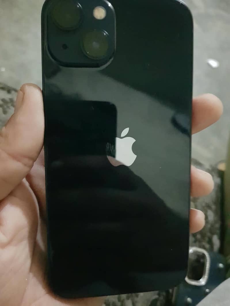 Apple iPhone 13 0