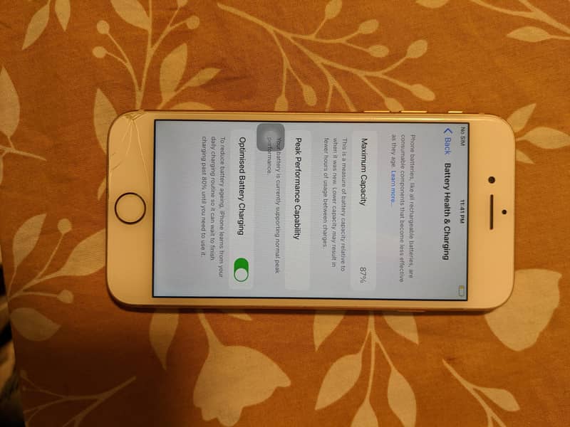 Apple iPhone 8 3