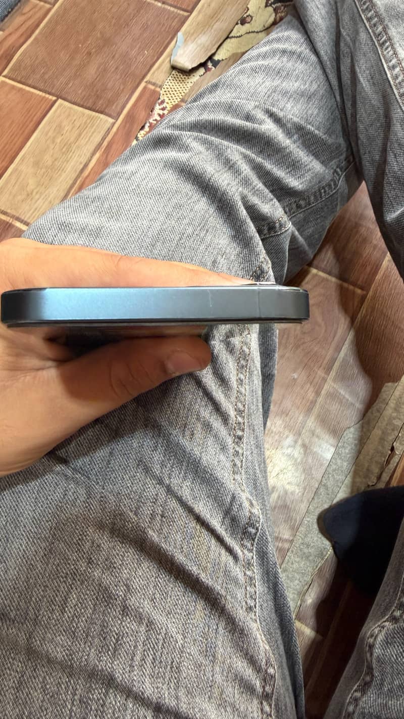 Apple iPhone 12 Pro 4