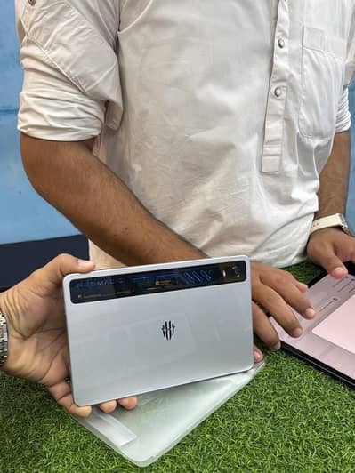 Red magic ustra 2 tab 16/512 silver color