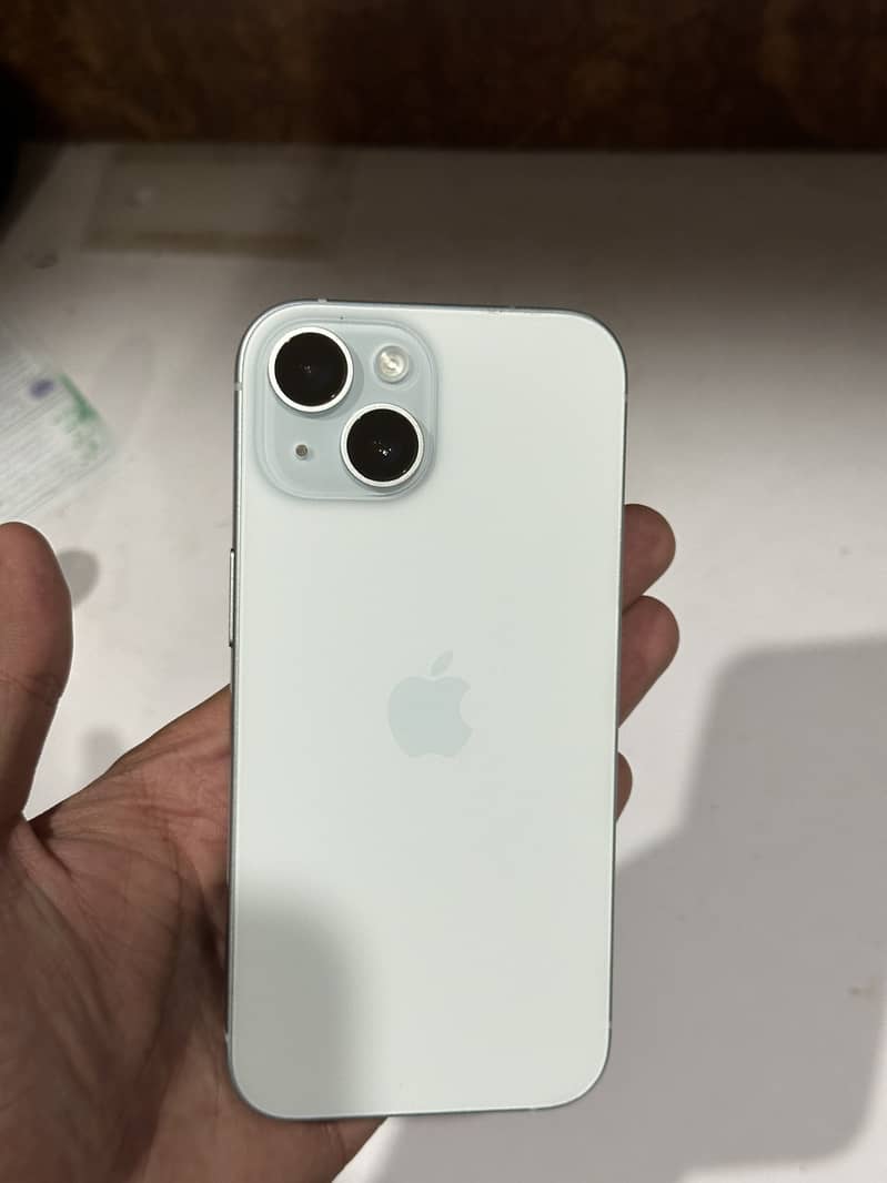 Apple iPhone 15 5