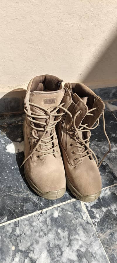 Army Shoes For sale Brand new