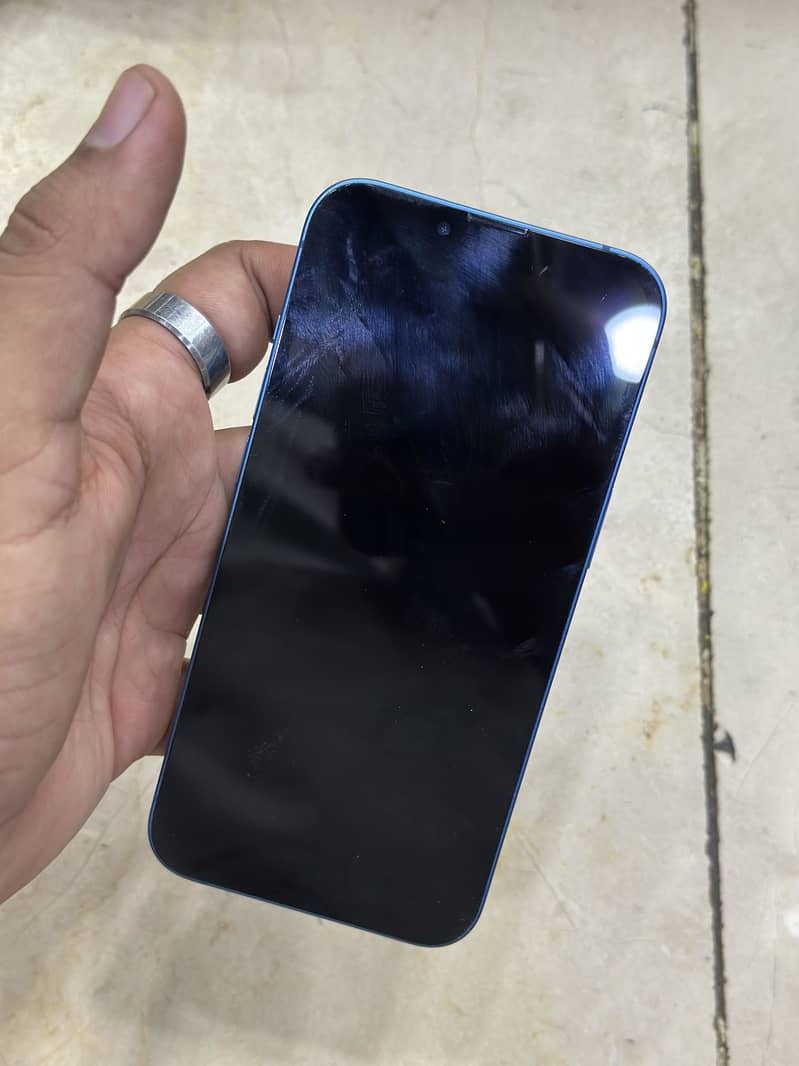 Apple iPhone 13 3