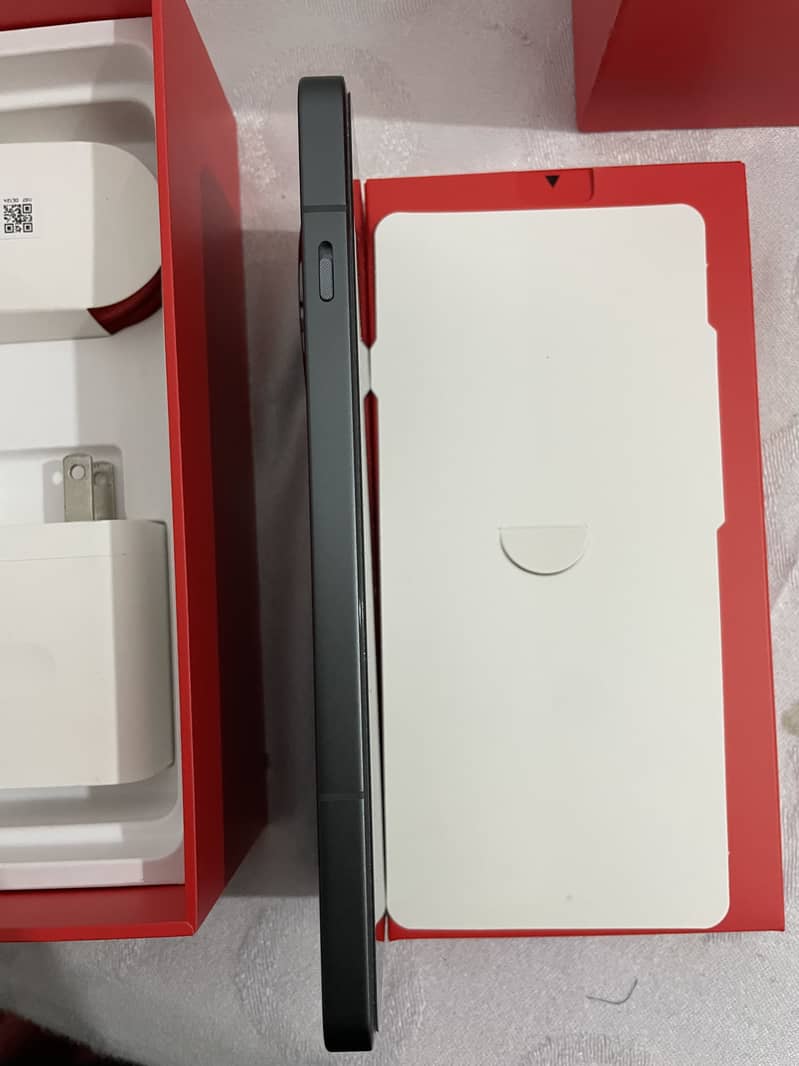 OnePlus 13R 4