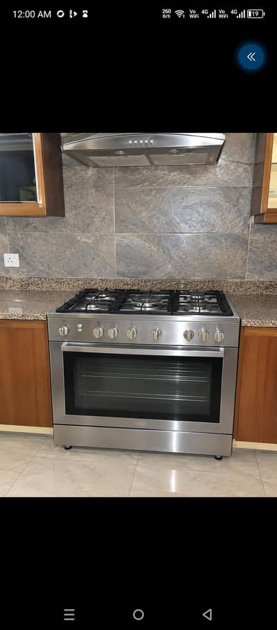 new stove heavy duty with oven all accessories not Pakistani made