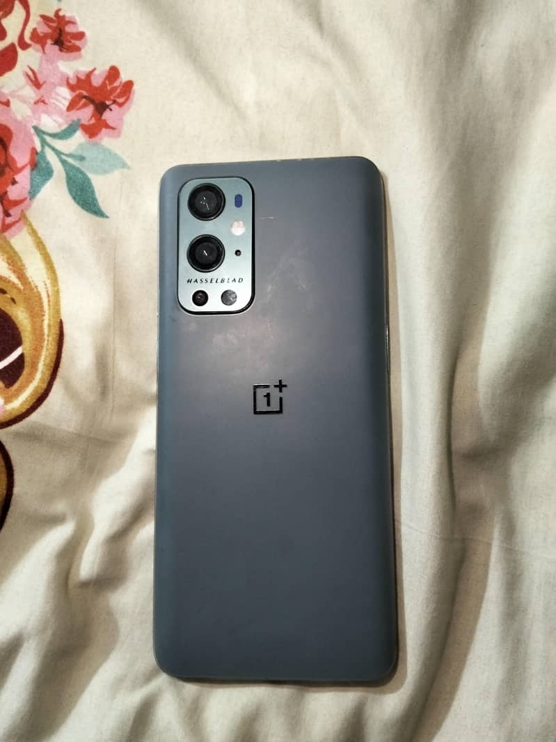 One Plus 9 pro 0