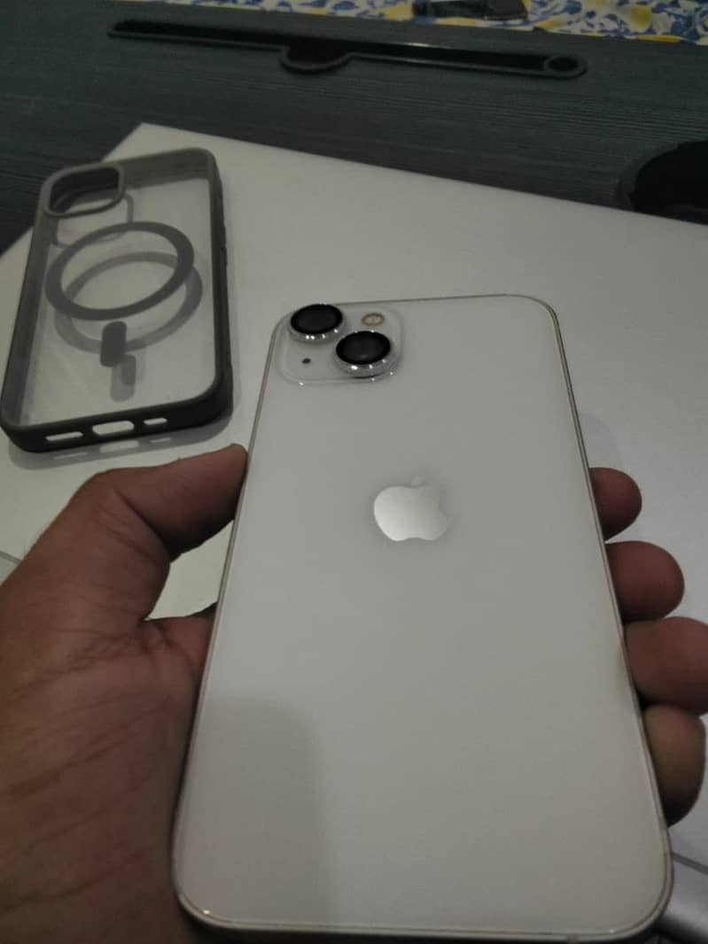 Apple iPhone 13 1