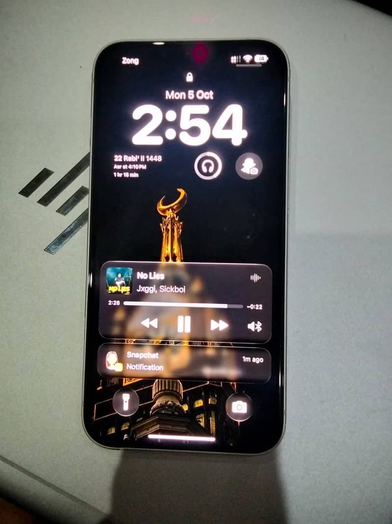Apple iPhone 13 7