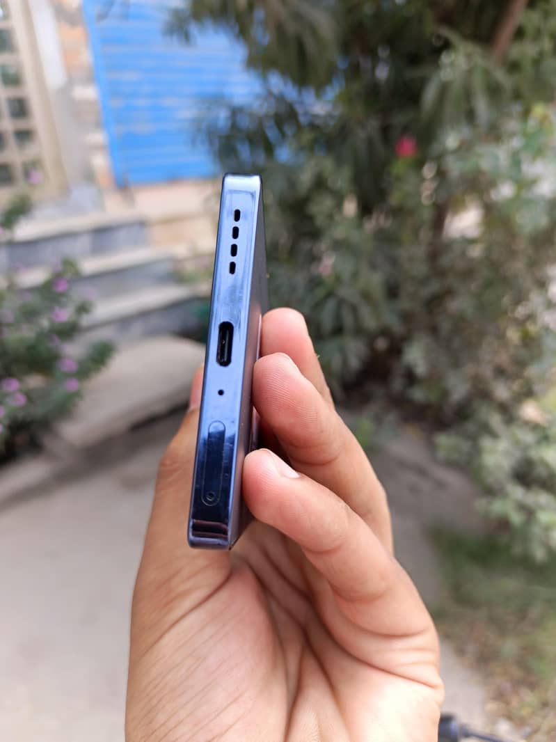 Infinix Note 40 4