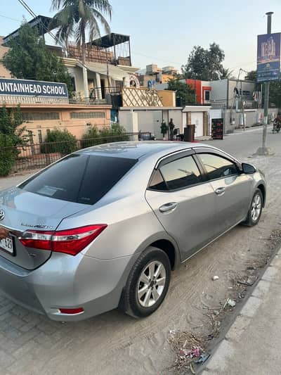 Toyota Corolla Altis 2015