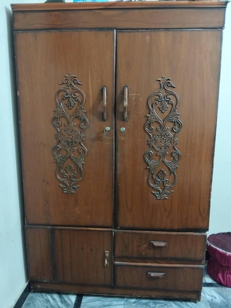wardrobe 1