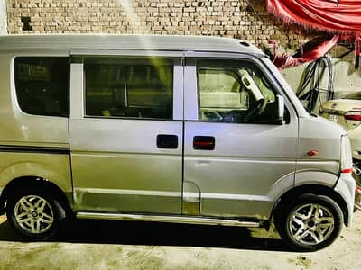 Suzuki Every 2011