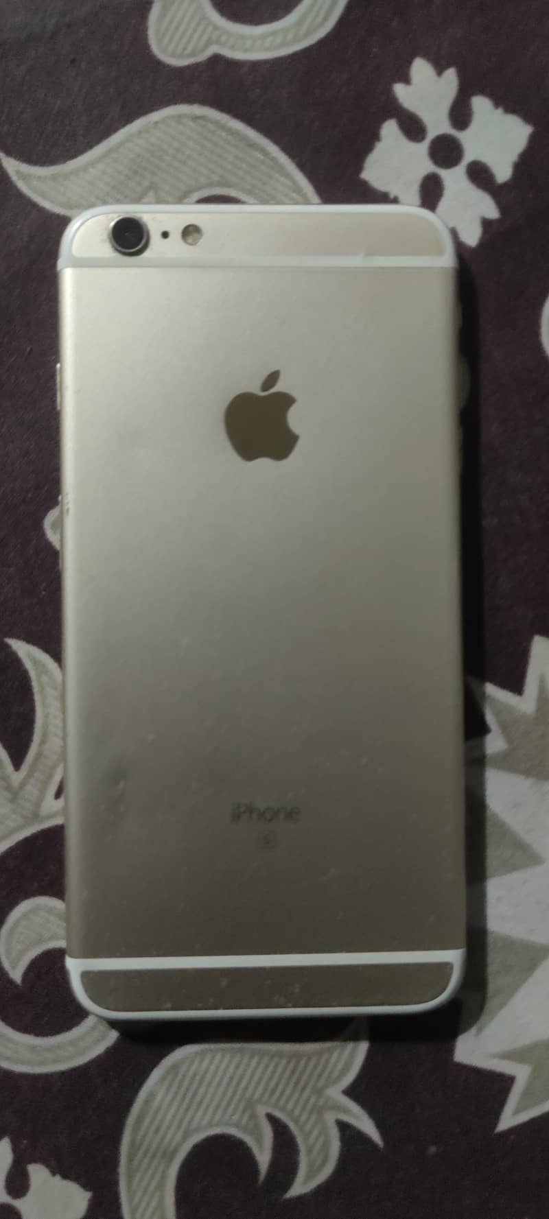 Apple iPhone 6S Plus 1