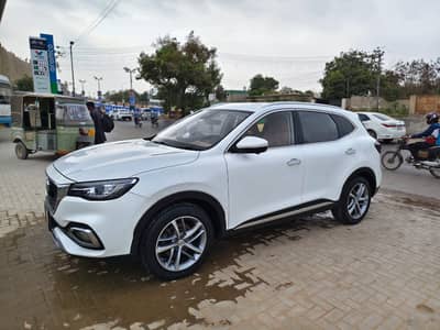 MG HS 2021