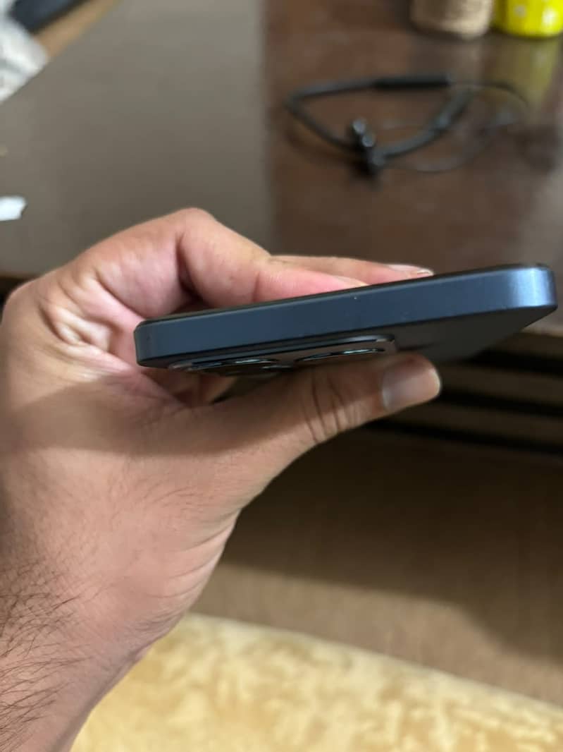 Realme C63 3