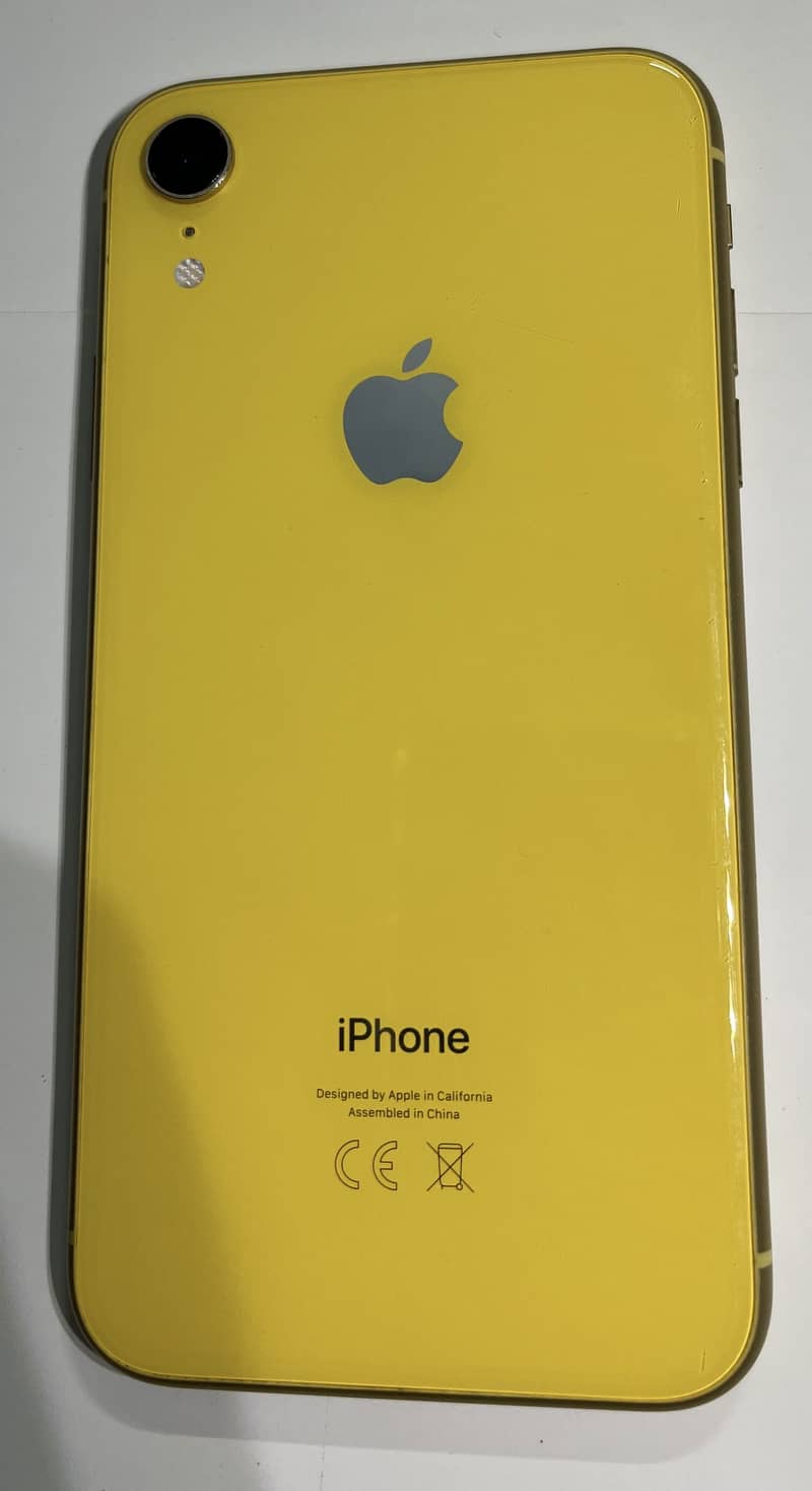 Apple iPhone XR 4