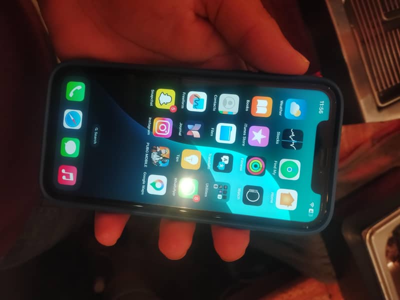 Apple iPhone XR 1