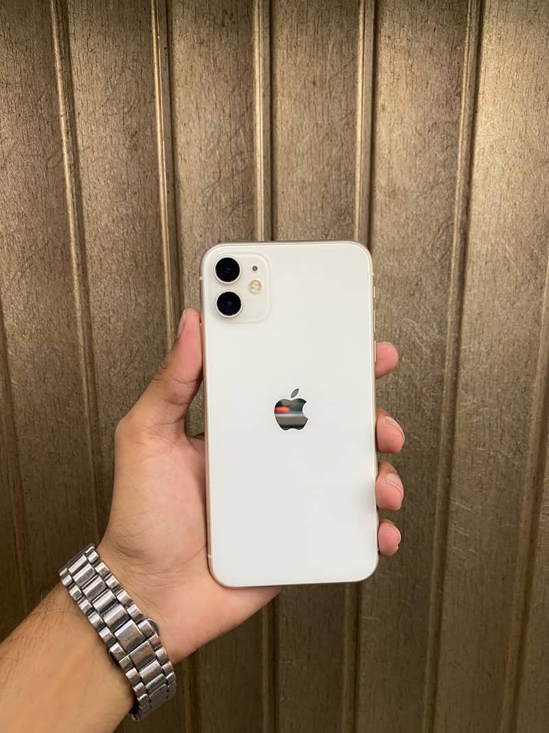 Apple iPhone 11 0