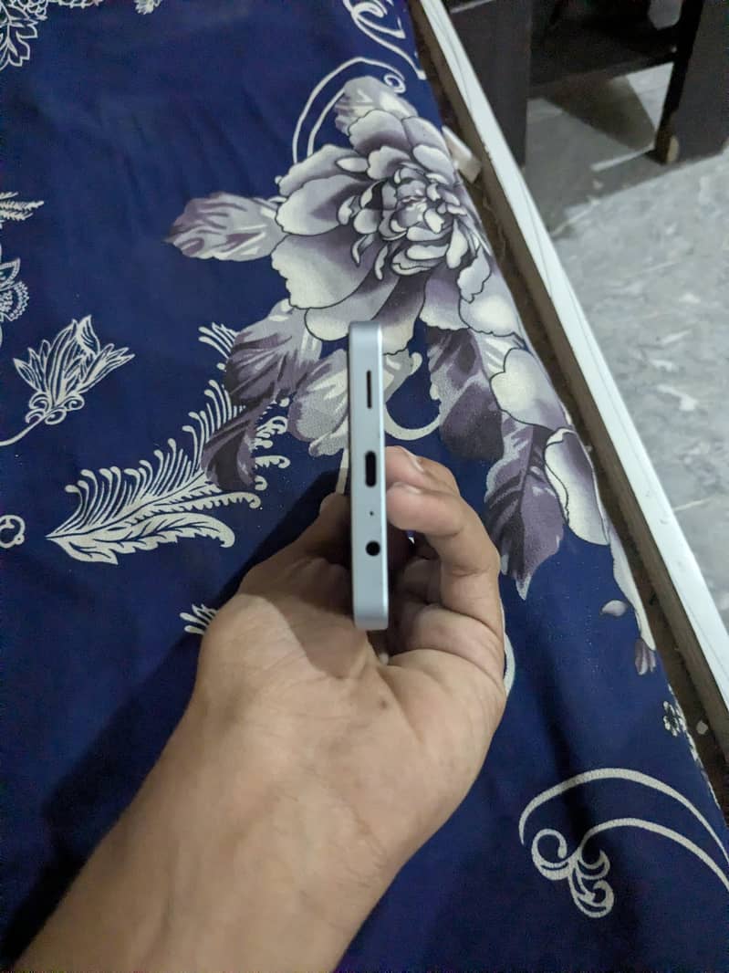 Samsung Mobile A06 3