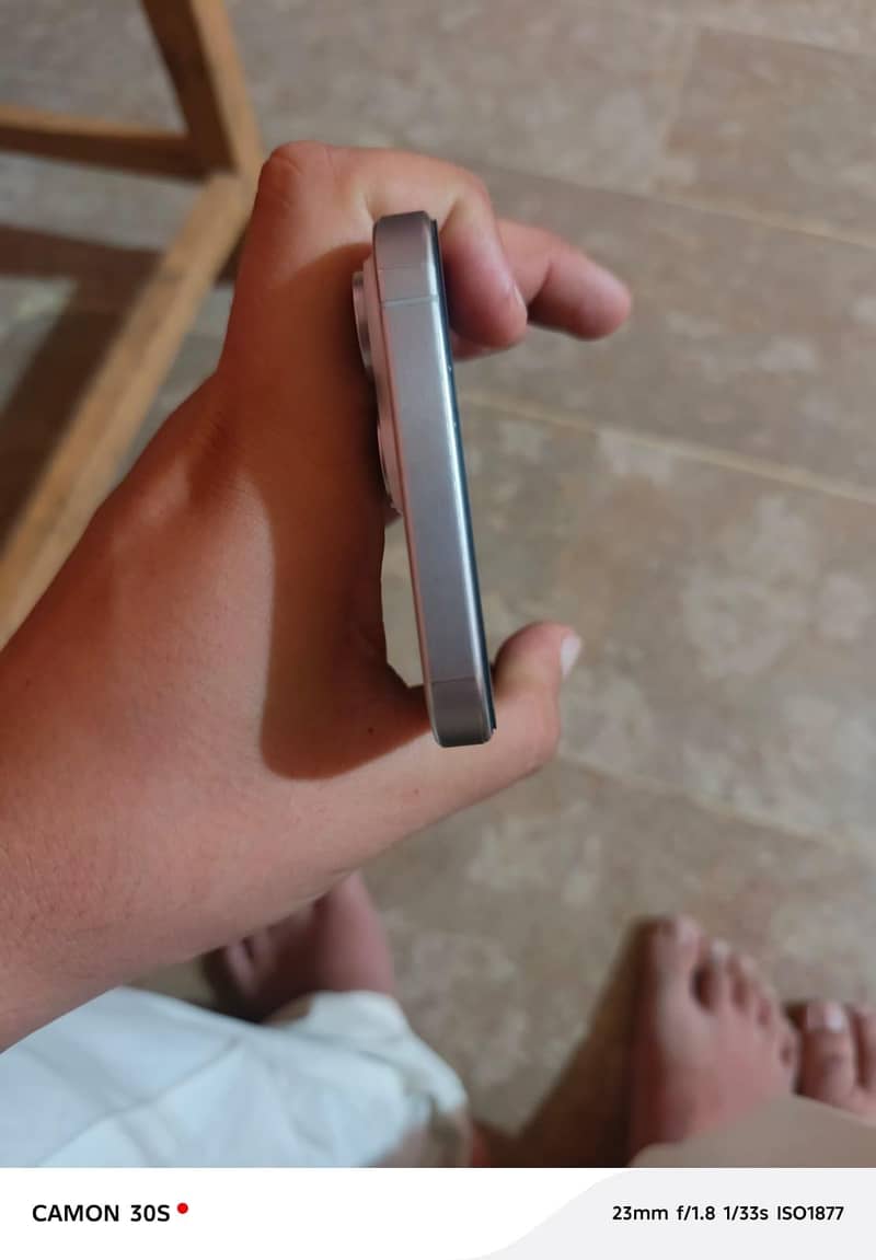 Apple iPhone 15 Pro Max 4