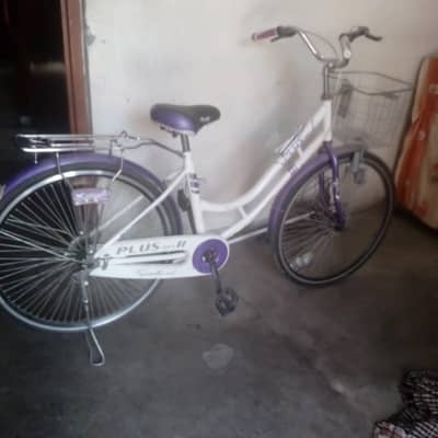 Ladies Bicycle for Sale – White & Purple, Excellent Condition