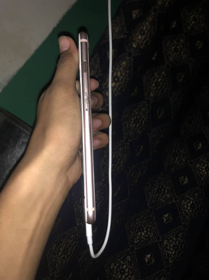 Apple iPhone 8 Plus 2