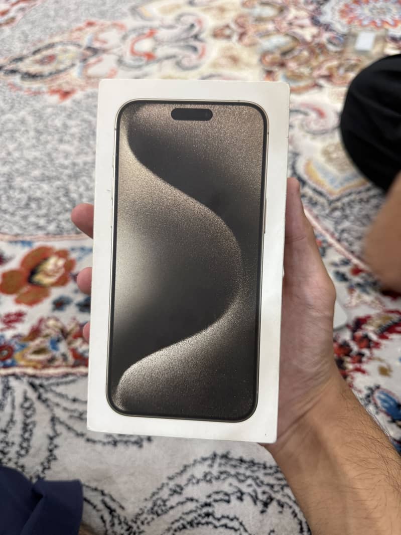 Apple iPhone 15 Pro Max 6