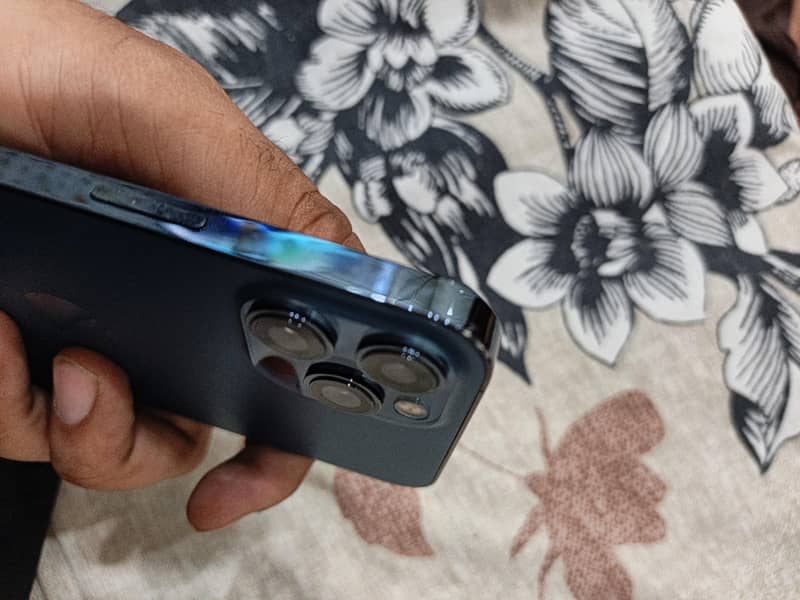 Apple iPhone 12 Pro Max 2