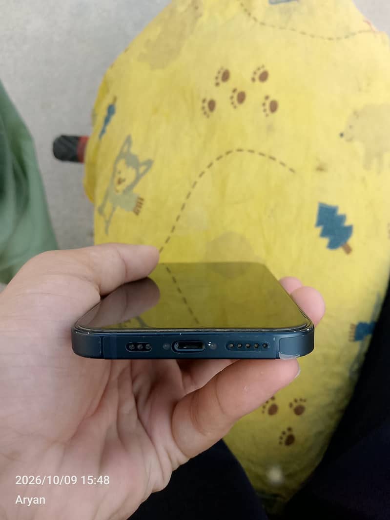 Apple iPhone 13 jb 4