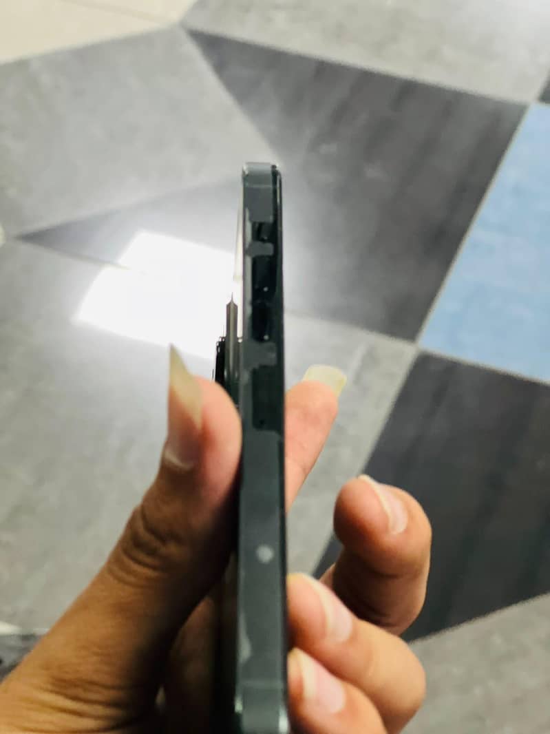 Apple iPhone 13 Pro Max 0