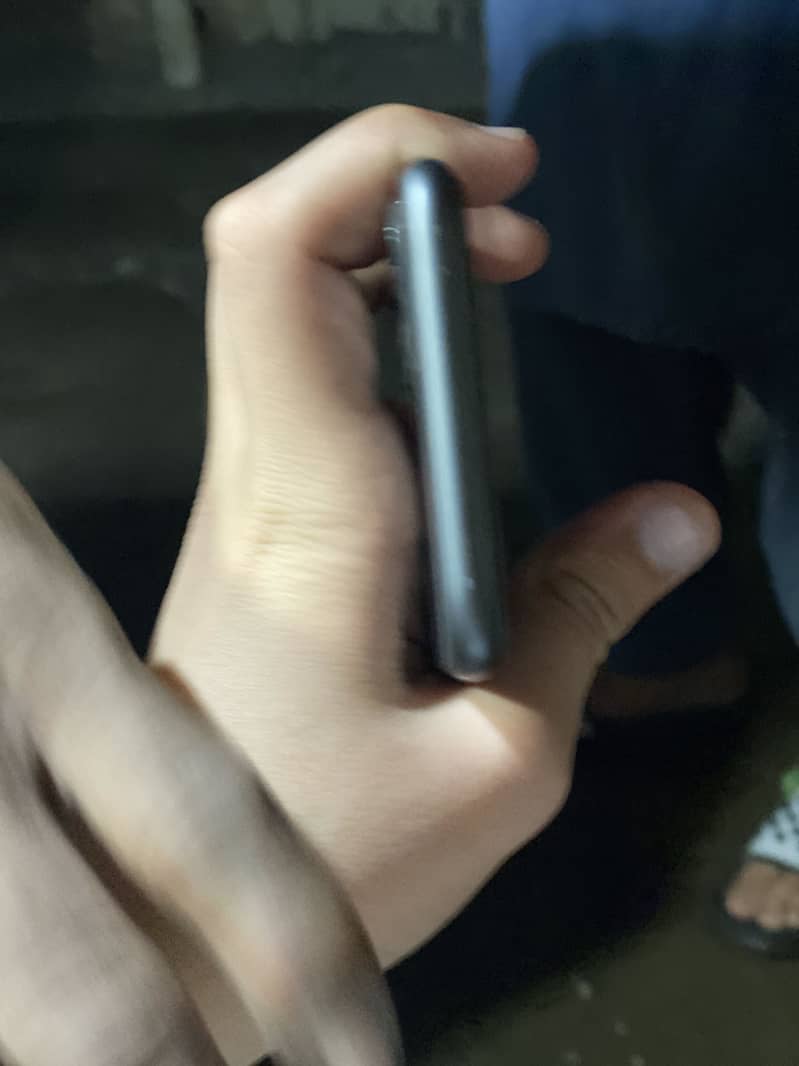 Apple iPhone 11 2