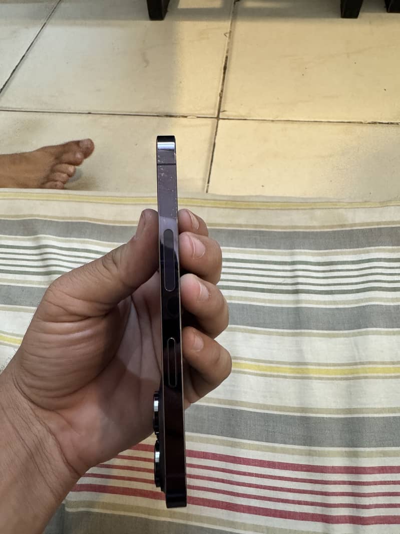 Apple iPhone 14 Pro 3