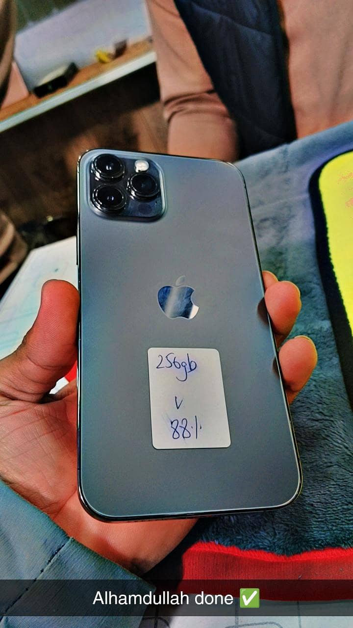 Apple iPhone 12 Pro Max 2