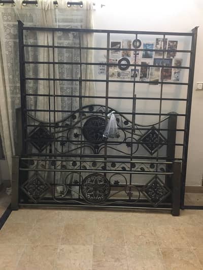King size iron bed with mattress