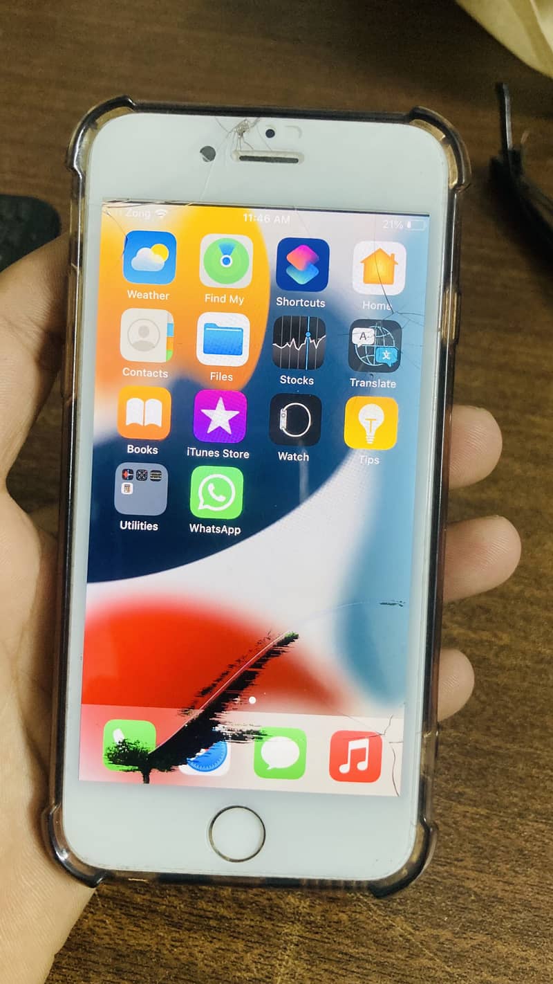 Apple iPhone 6S 1