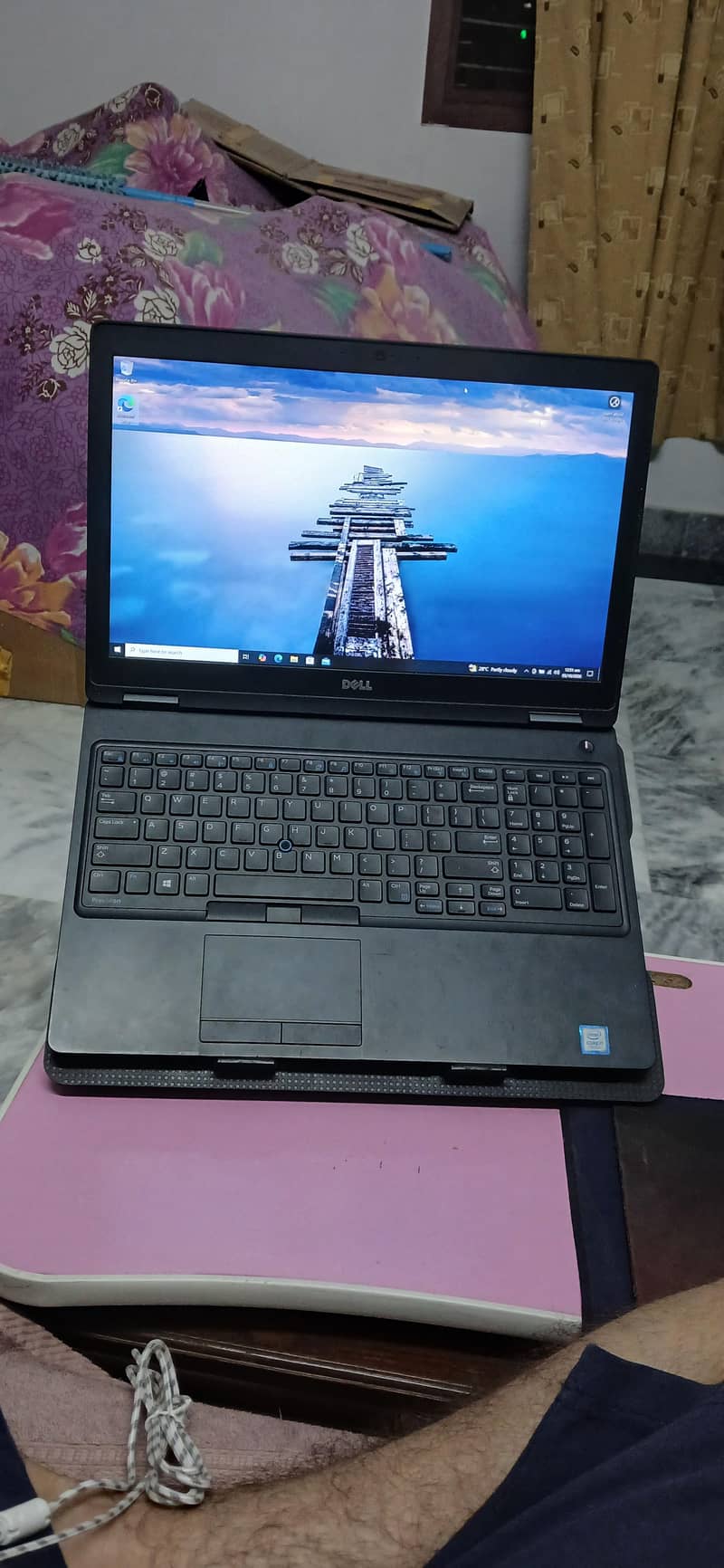 Dell Precision 3520 0