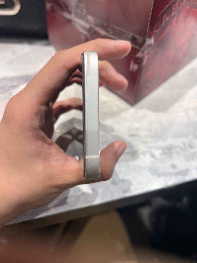 Apple iPhone 12 2