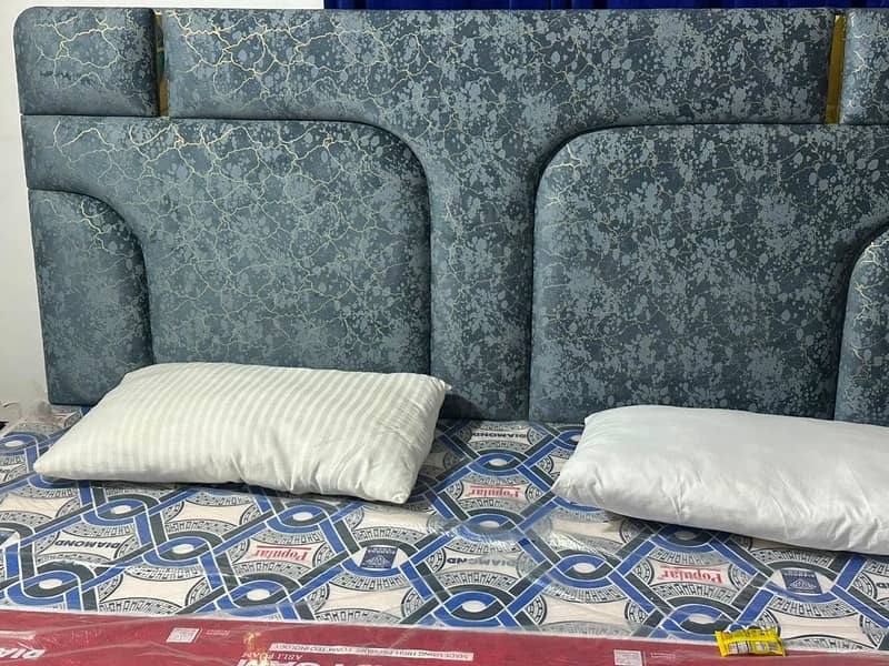King Bed with side tables 1