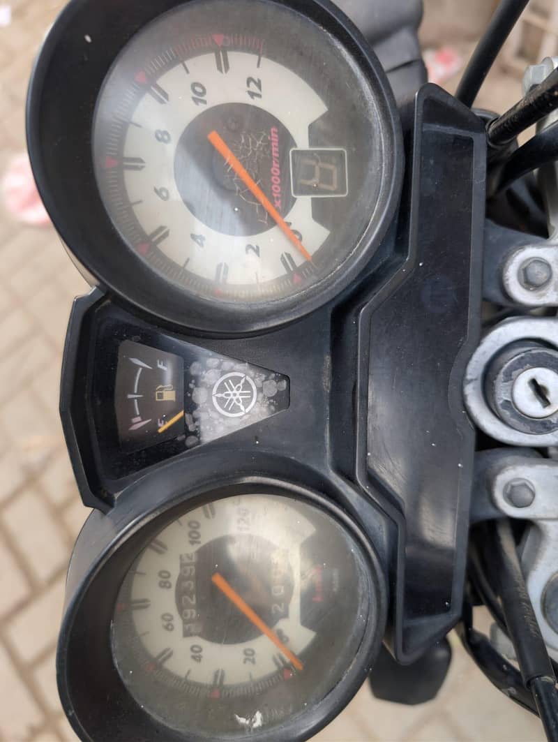 YB 125 4