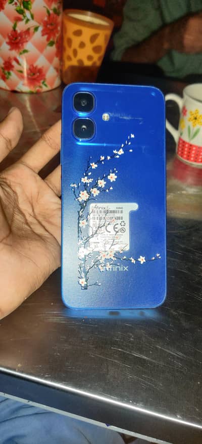 Infinix smart 20, 4+128