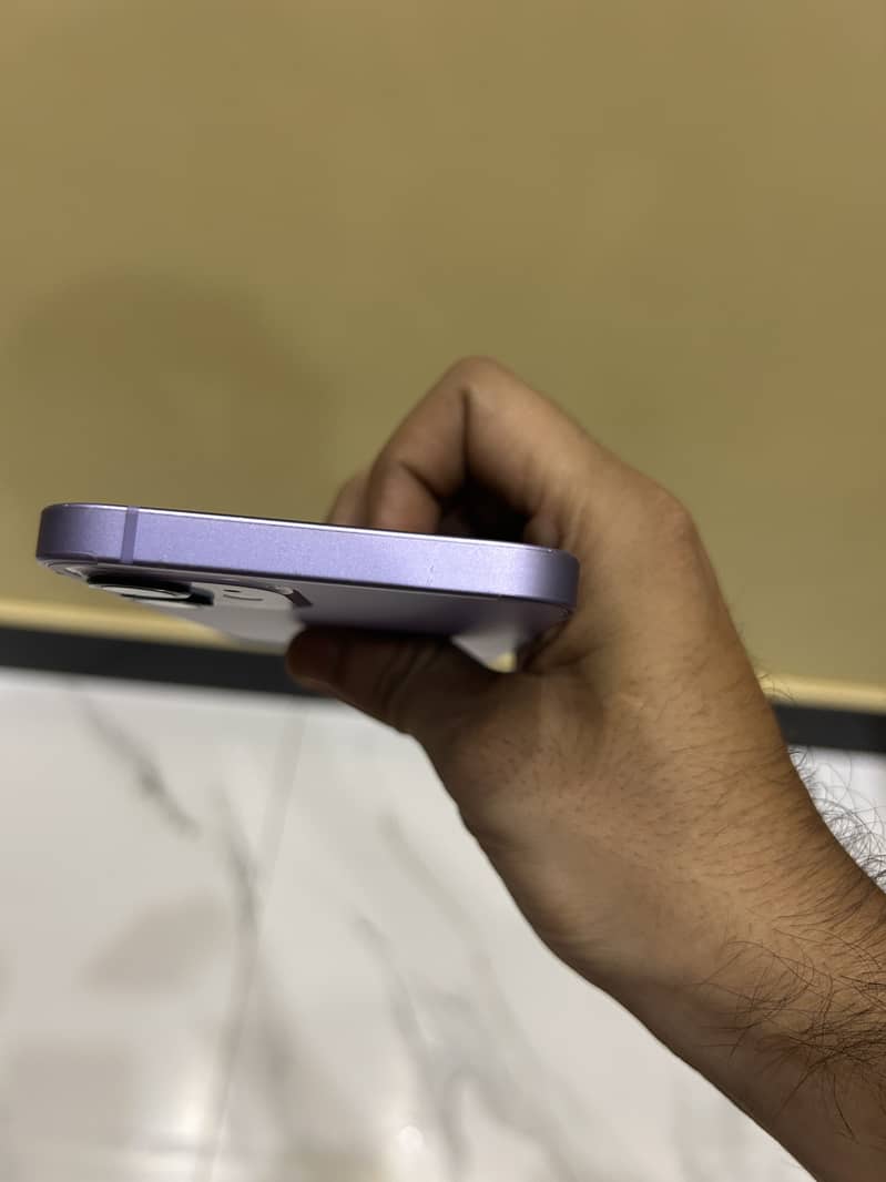 Apple iPhone 12 3