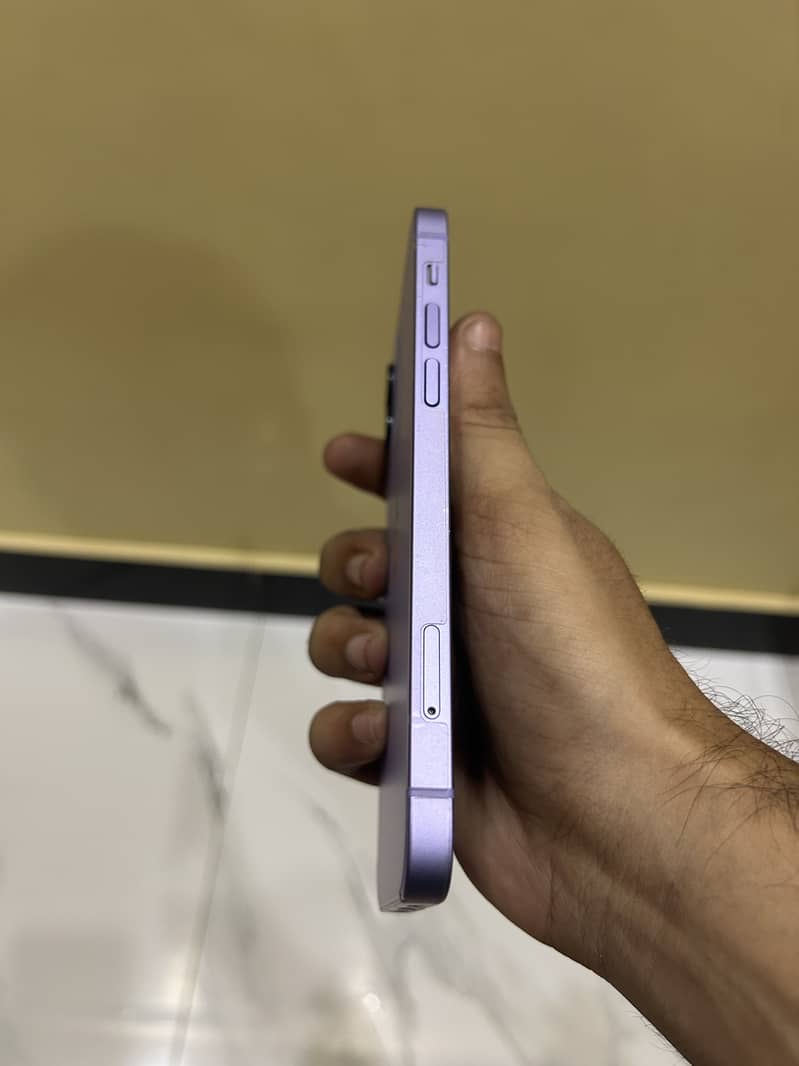 Apple iPhone 12 5