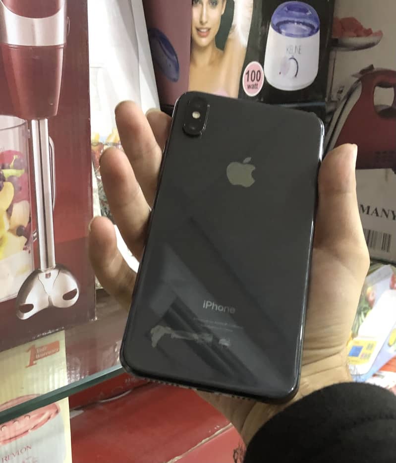Apple iPhone XS Max 2