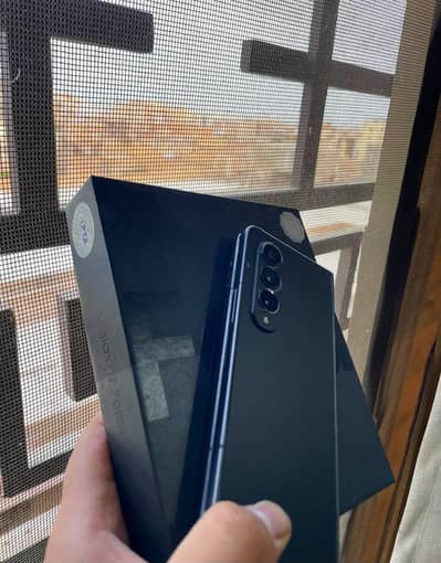 Samsung Mobile Z Fold 4