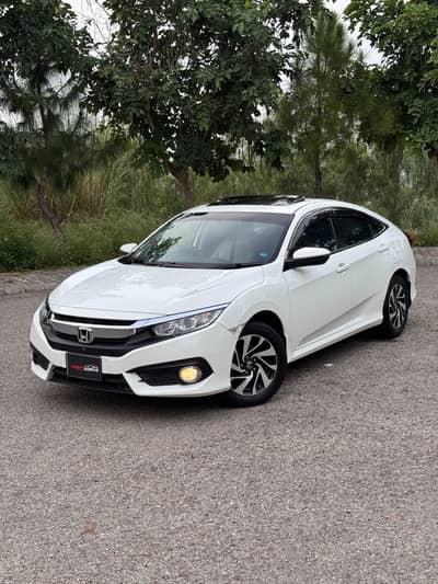 Honda Civic Oriel 2017 total genuine paint for sale in Islamabad