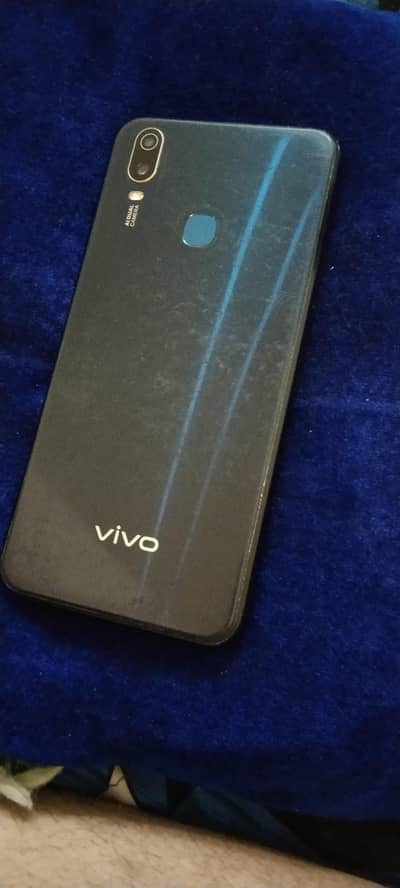 Vivo Y11